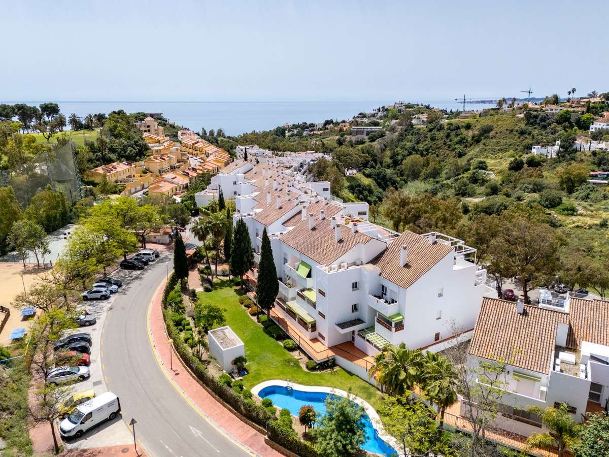 Se vende Apartamento Planta Media de 2 dormitorios en Costa Del Sol, Málaga, España