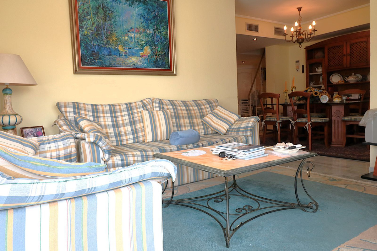4 Bed Apartment for sale in Bel Air Costa Del Sol, Málaga, Spain