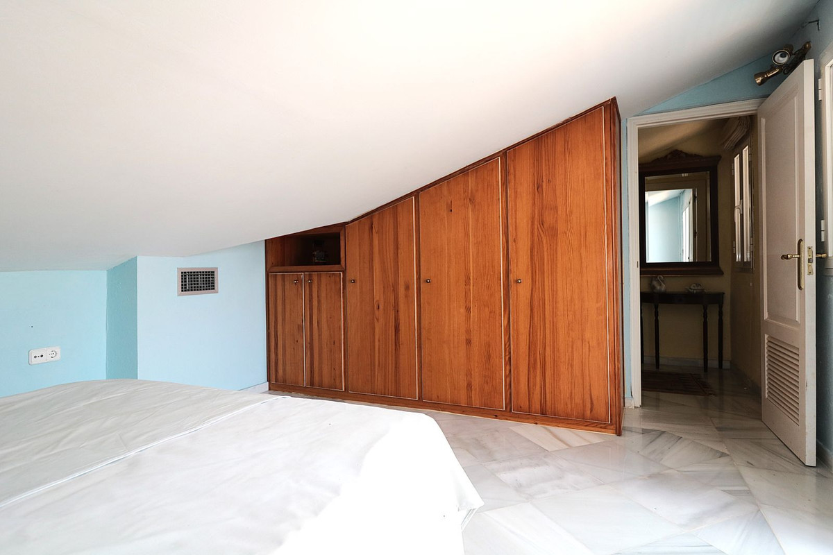 4 Bed Apartment for sale in Bel Air Costa Del Sol, Málaga, Spain