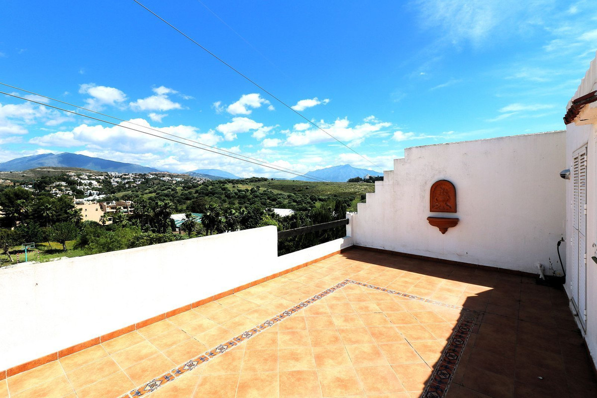 4 Bed Apartment for sale in Bel Air Costa Del Sol, Málaga, Spain