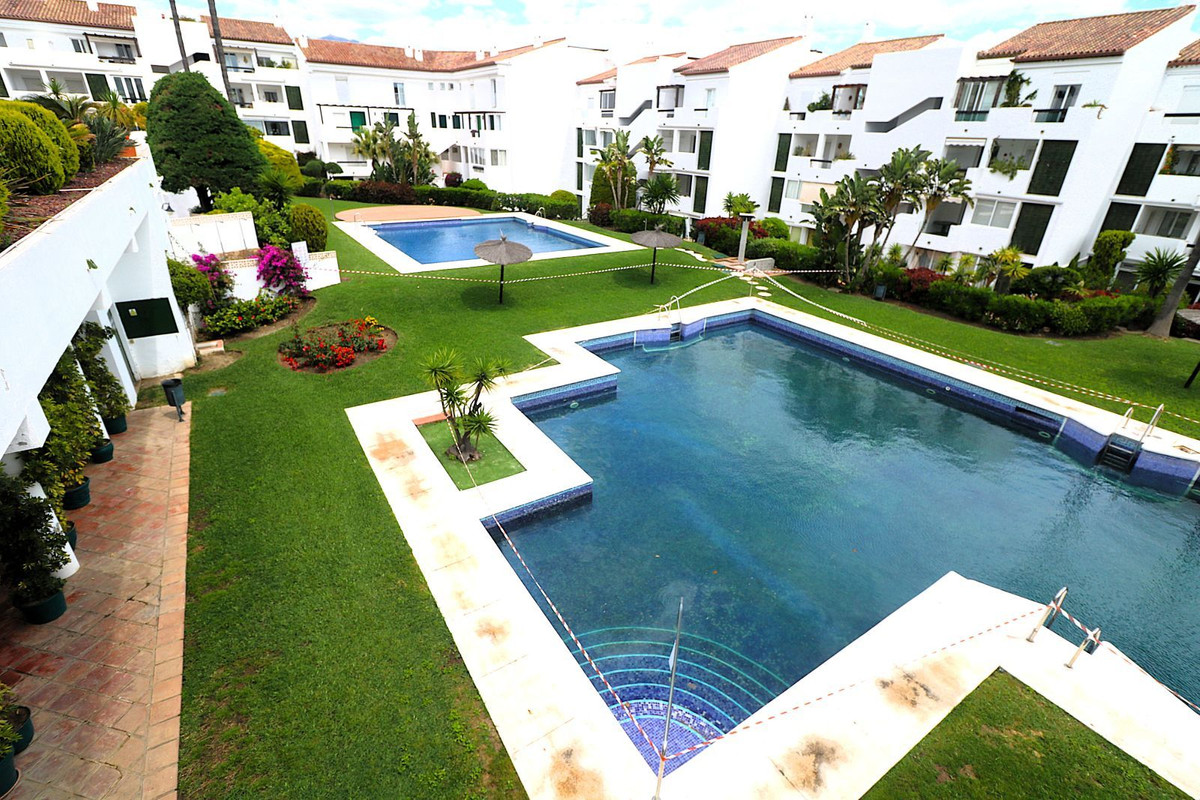 4 Bed Apartment for sale in Bel Air Costa Del Sol, Málaga, Spain