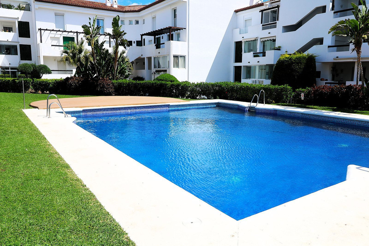 4 Bed Apartment for sale in Bel Air Costa Del Sol, Málaga, Spain