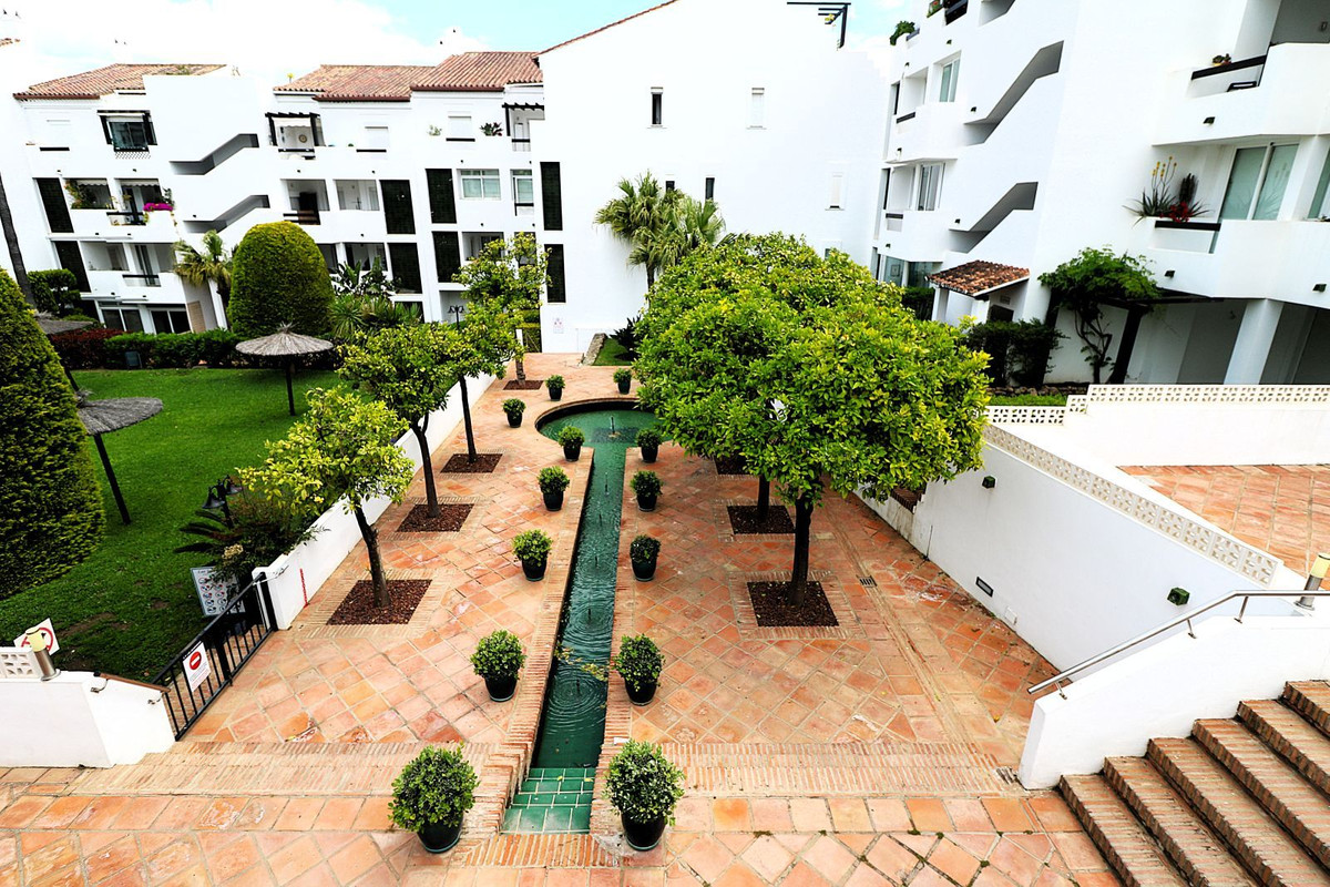 4 Bed Apartment for sale in Bel Air Costa Del Sol, Málaga, Spain