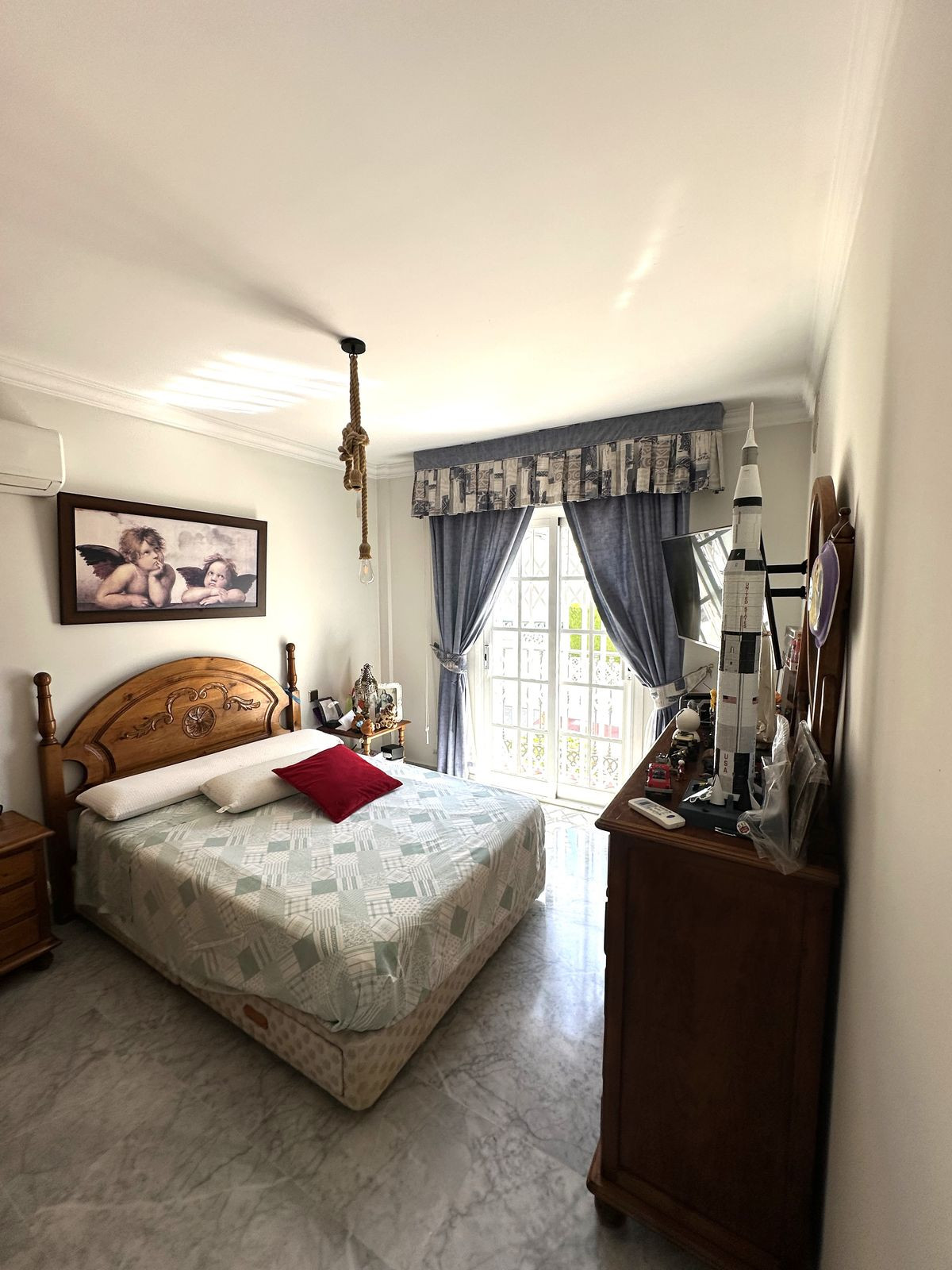 5 Bed Townhouse for sale in San Pedro De Alcántara Costa Del Sol, Málaga, Spain