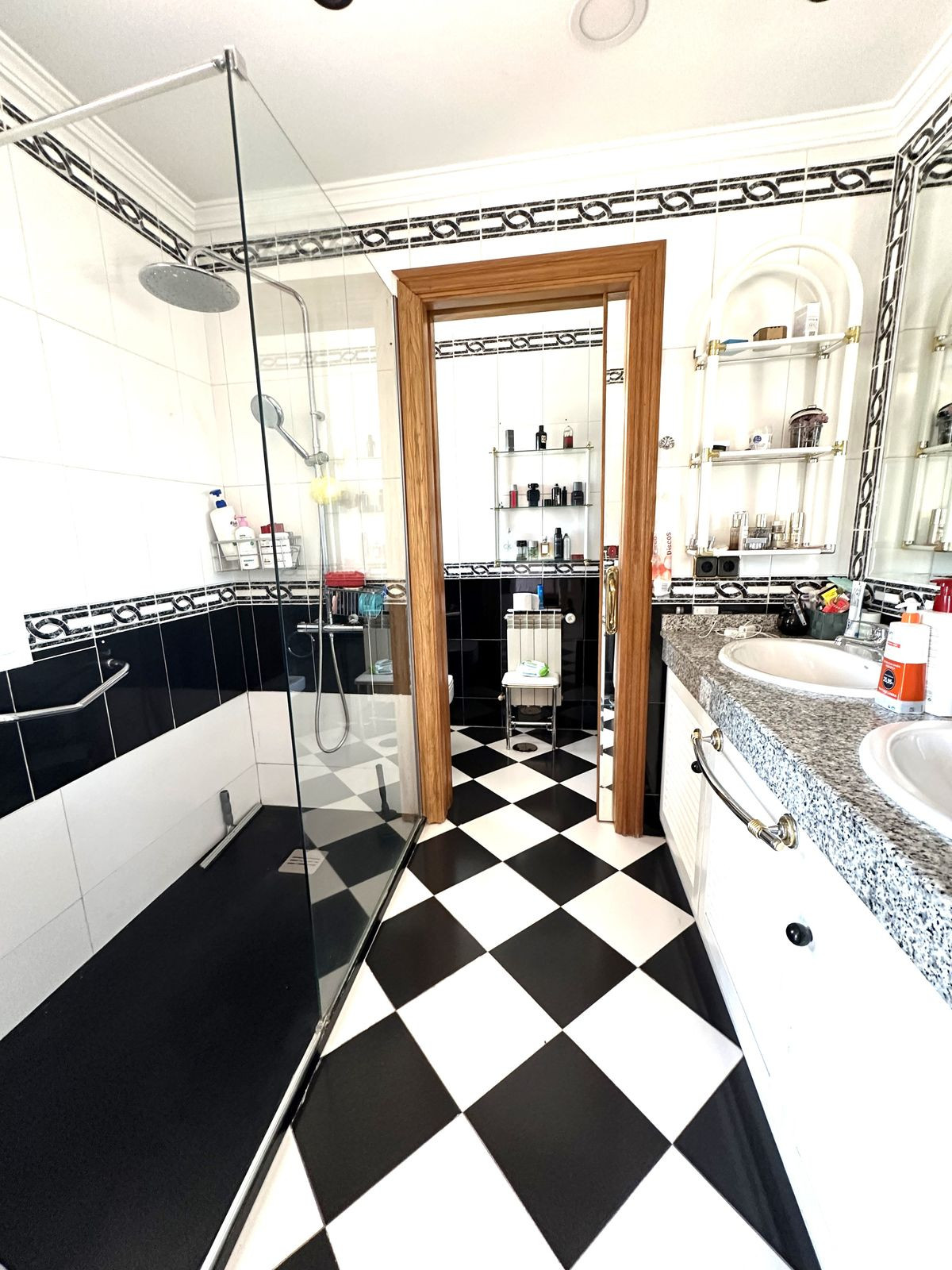 5 Bed Townhouse for sale in San Pedro De Alcántara Costa Del Sol, Málaga, Spain