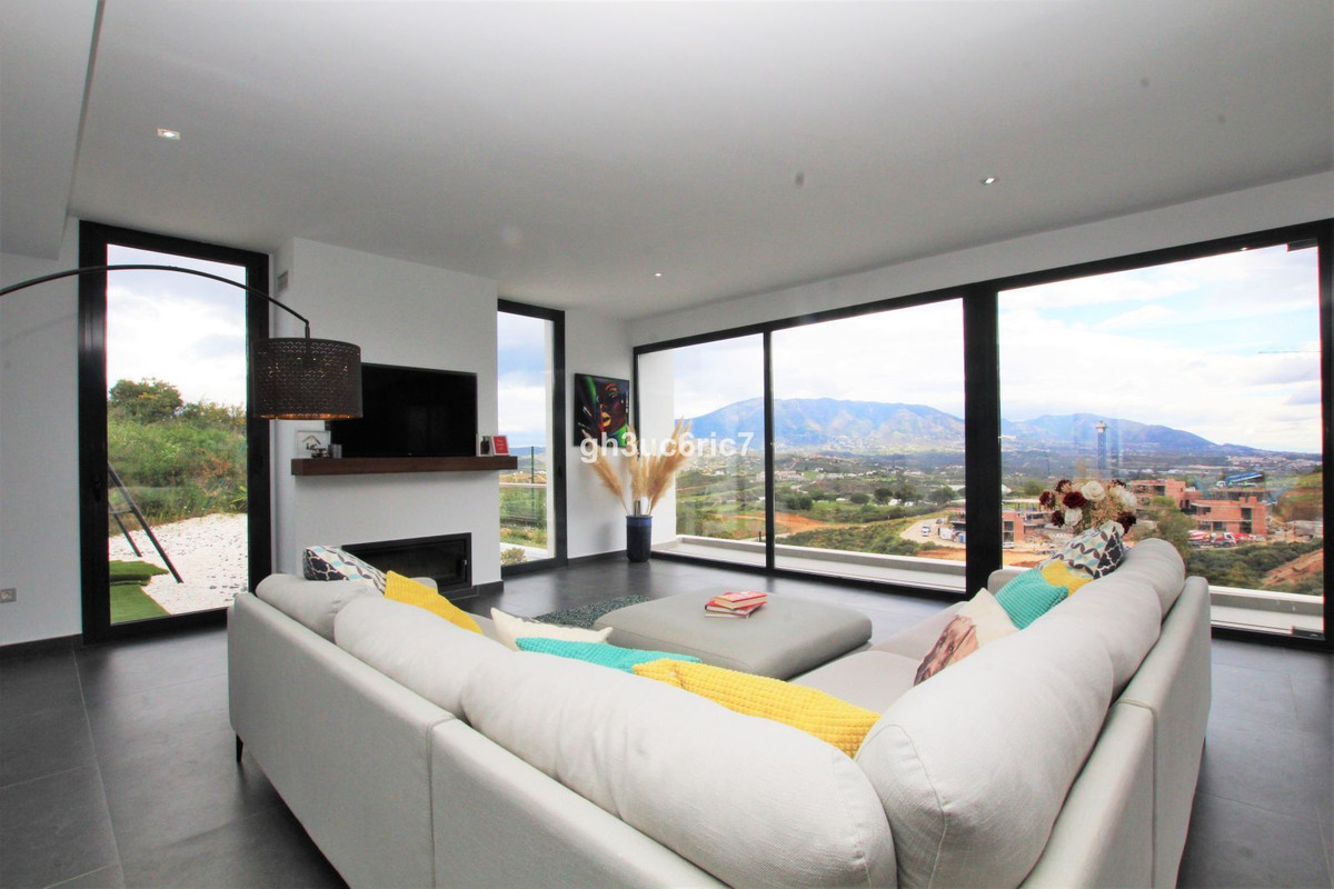 4 Bed Townhouse for sale in La Cala Golf Costa Del Sol, Málaga, Spain
