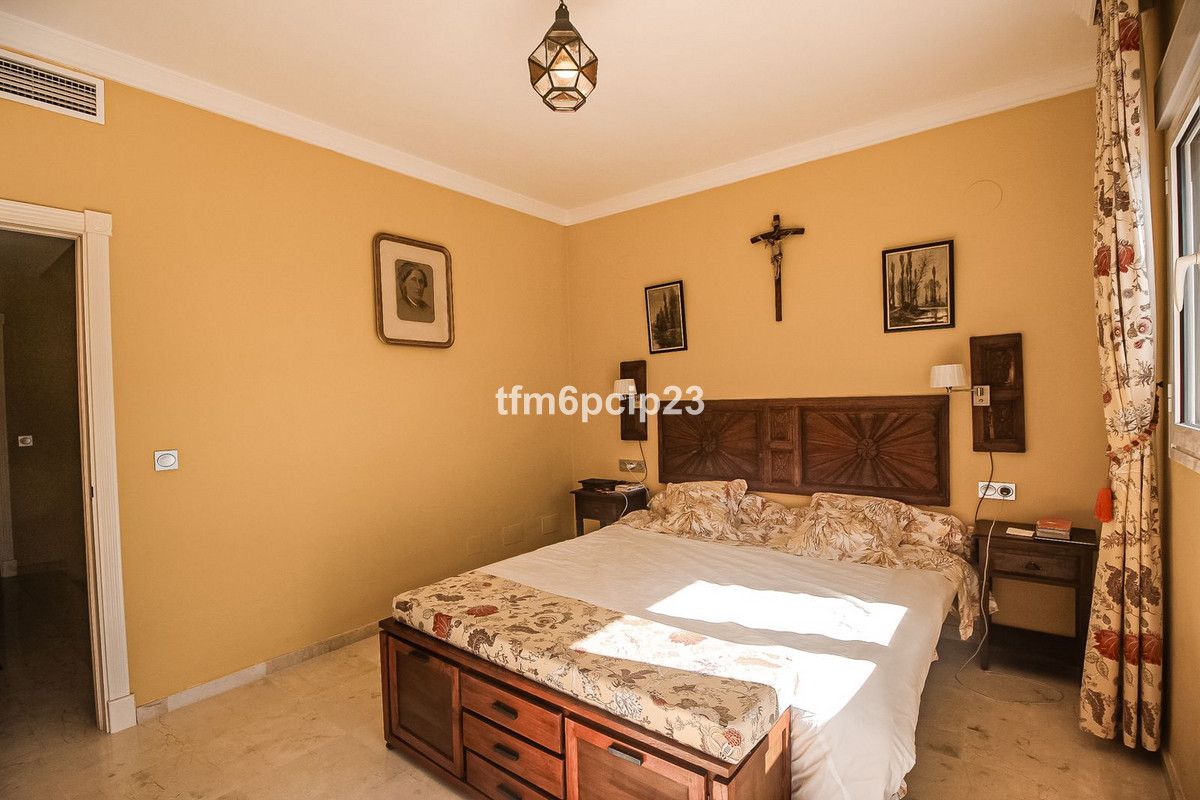 Se vende Ático Dúplex de 4 dormitorios en Costa Del Sol, Cadiz, España