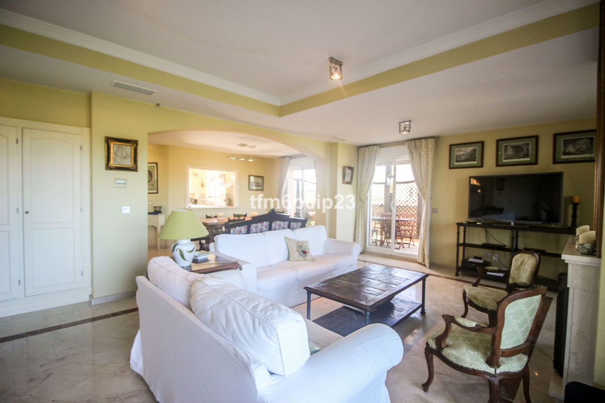 Se vende Ático Dúplex de 4 dormitorios en Costa Del Sol, Cadiz, España