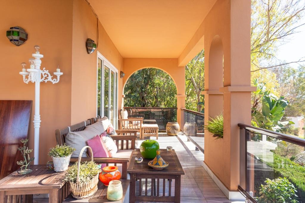 Se vende Villa - Chalet de 4 dormitorios en Málaga Ciudad, Málaga, España