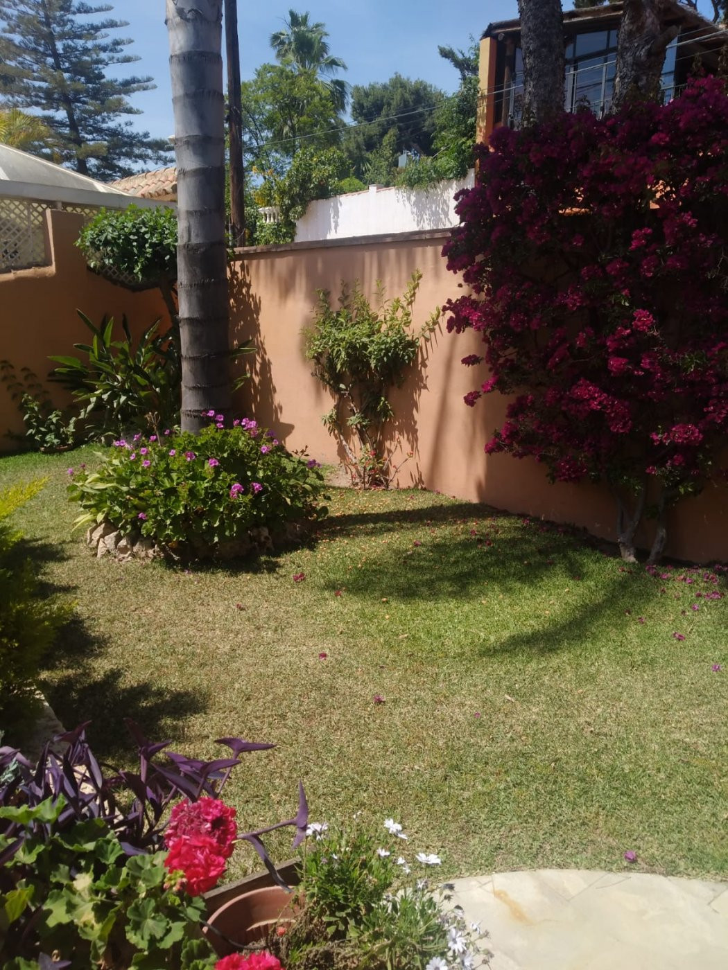 Se vende Villa - Chalet de 4 dormitorios en Málaga Ciudad, Málaga, España