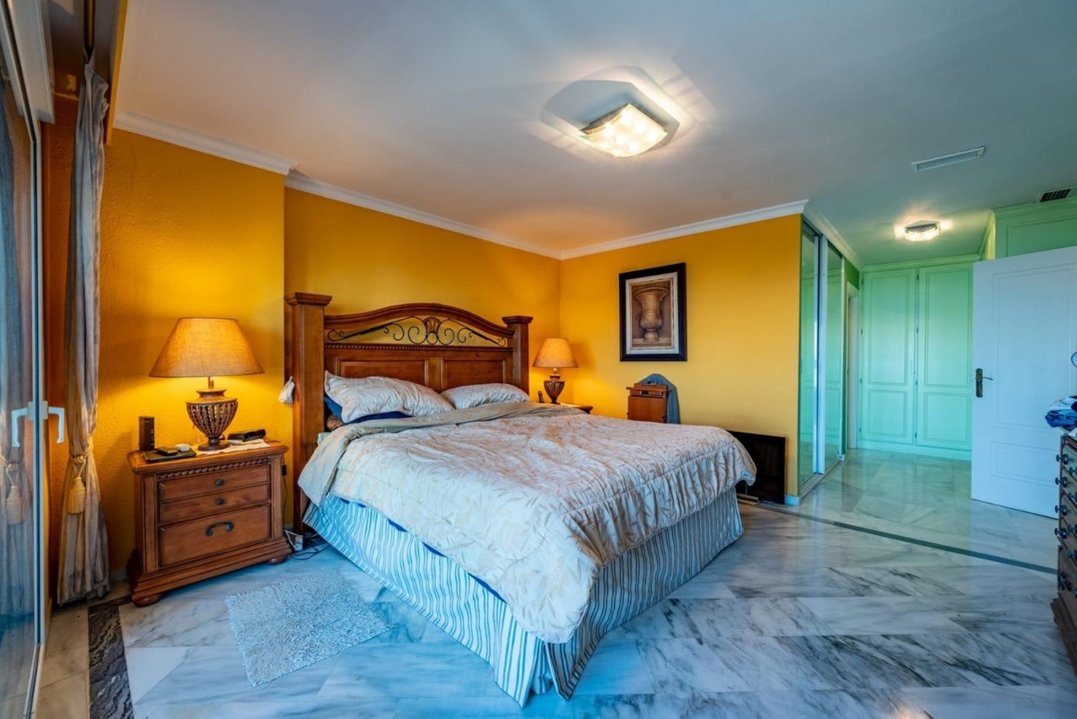 3 Bed Apartment for sale in Benalmadena Costa Del Sol, Málaga, Spain