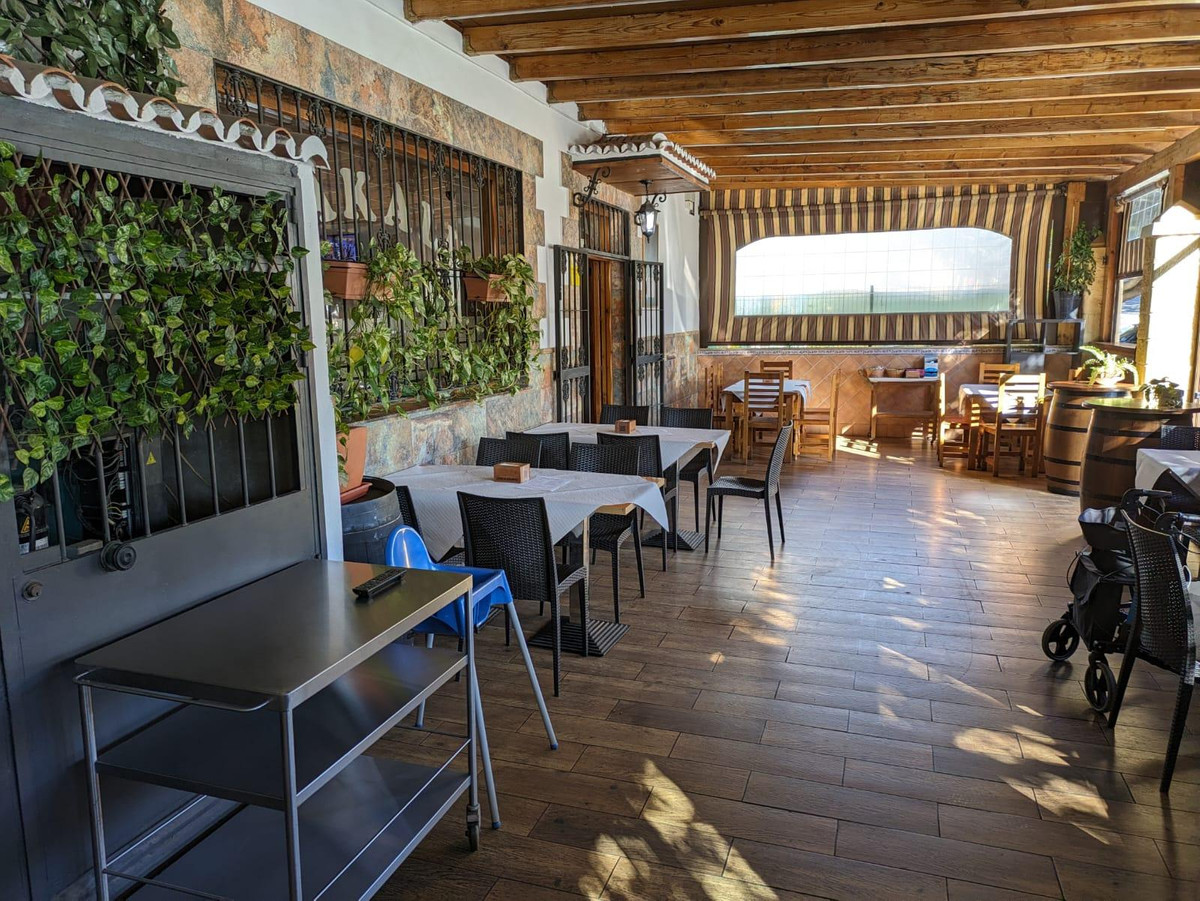 Se vende Local comercial  en Costa Del Sol, Málaga, España