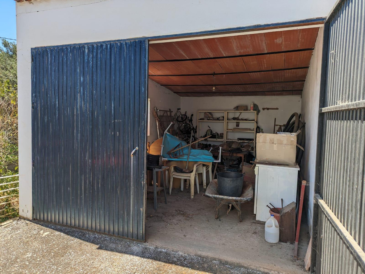 Se vende Finca - Cortijo de 4 dormitorios en Costa Del Sol, Málaga, España