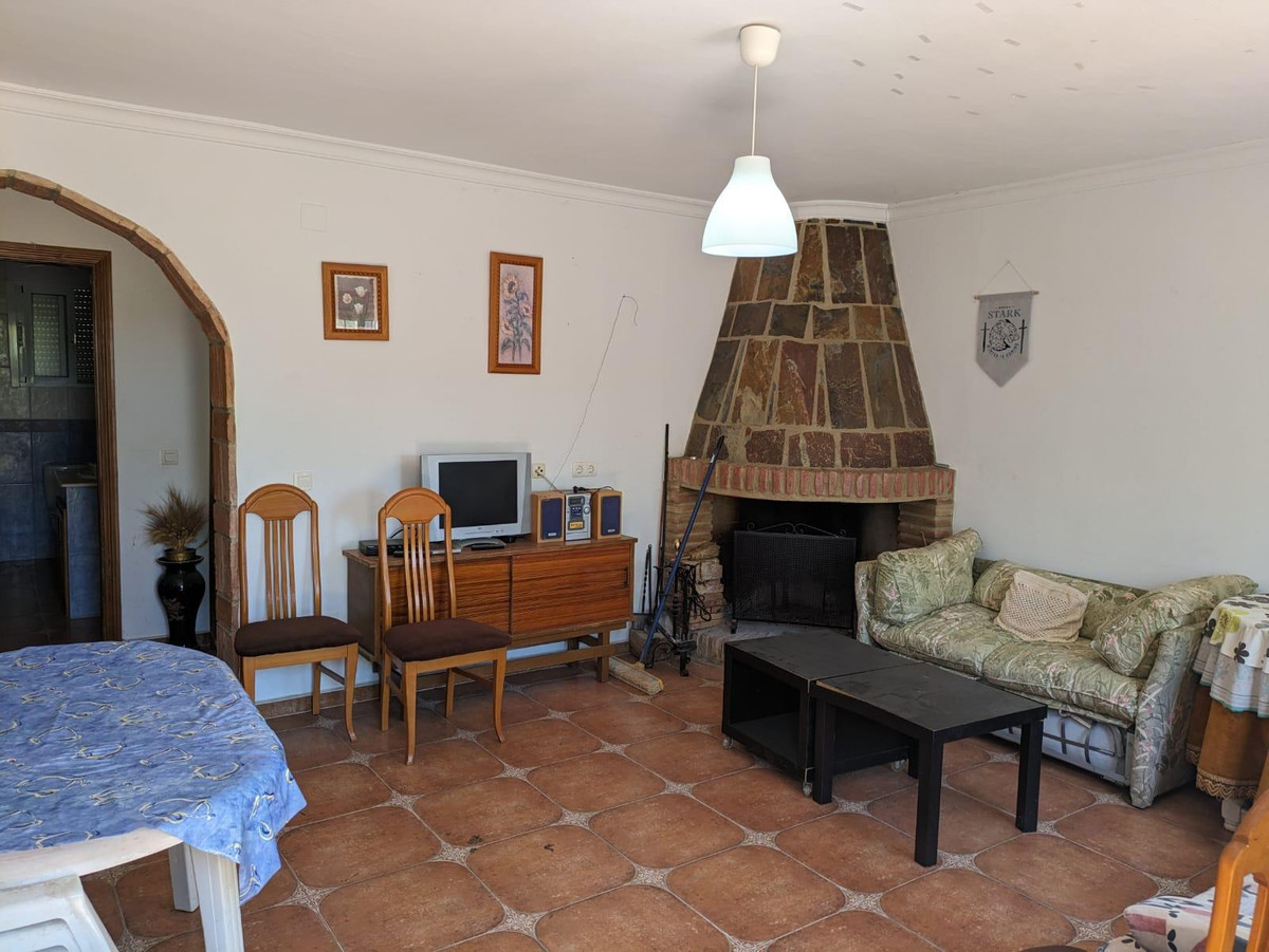 Se vende Finca - Cortijo de 4 dormitorios en Costa Del Sol, Málaga, España