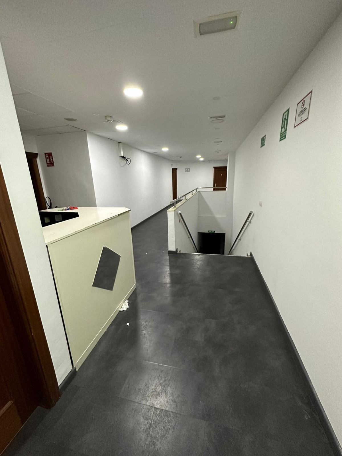 Se vende Hostal de 14 dormitorios en Málaga Ciudad, Málaga, España