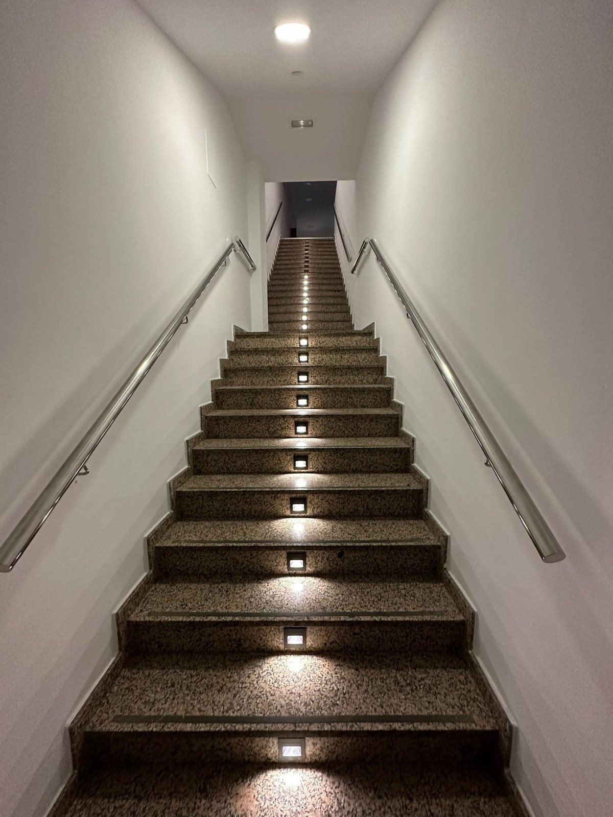 Se vende Hostal de 14 dormitorios en Málaga Ciudad, Málaga, España