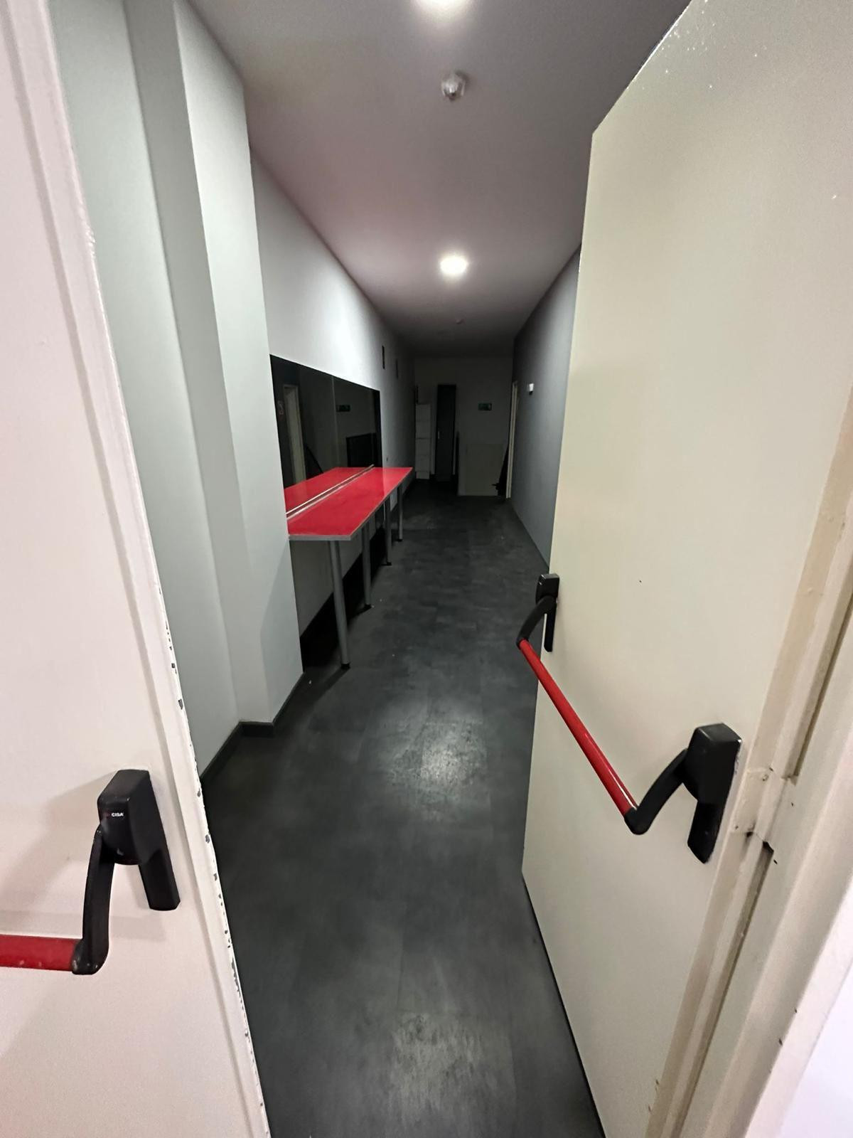 Se vende Hostal de 14 dormitorios en Málaga Ciudad, Málaga, España