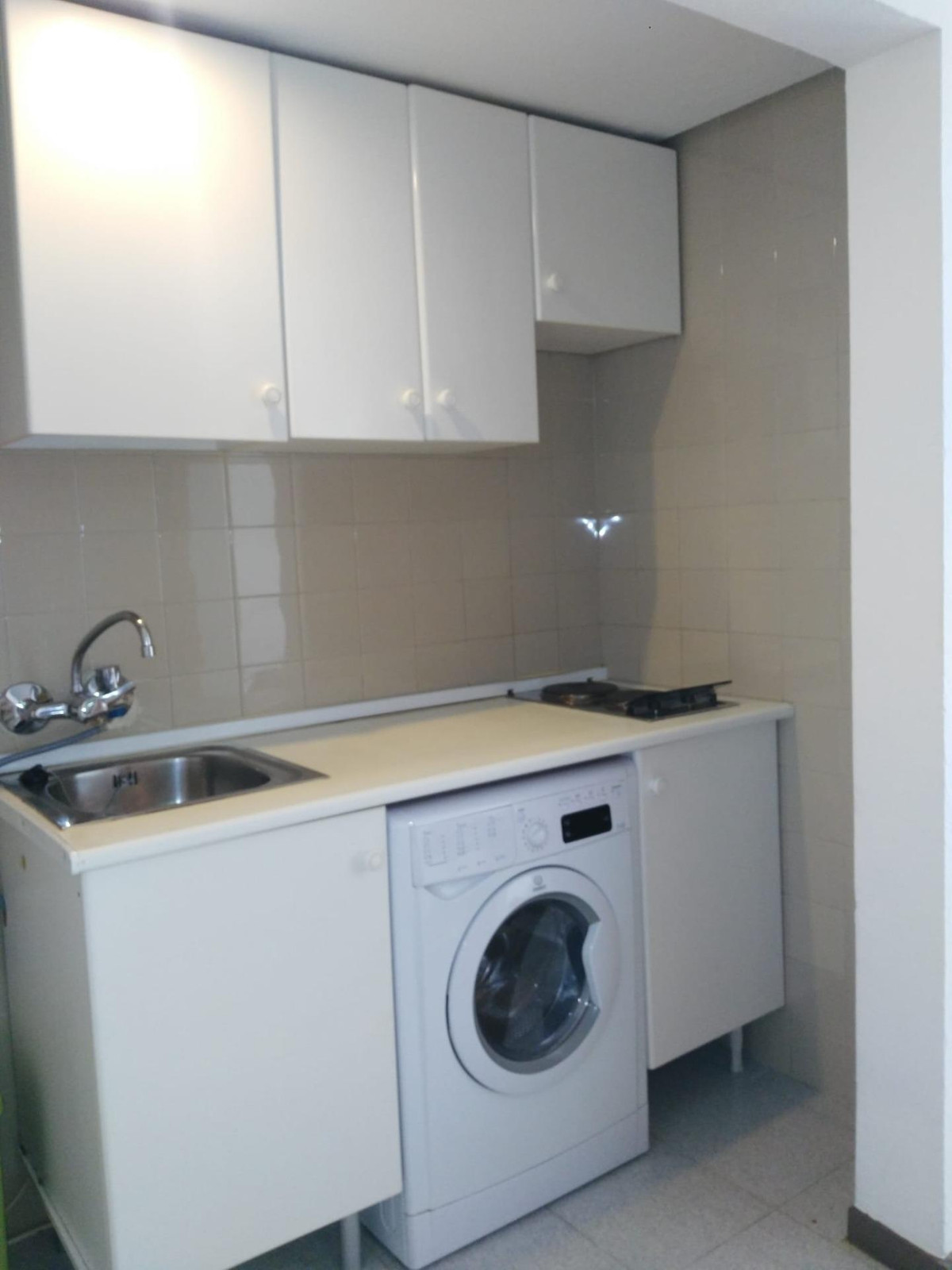 Se vende Estudio Planta Media  en Costa Del Sol, Málaga, España