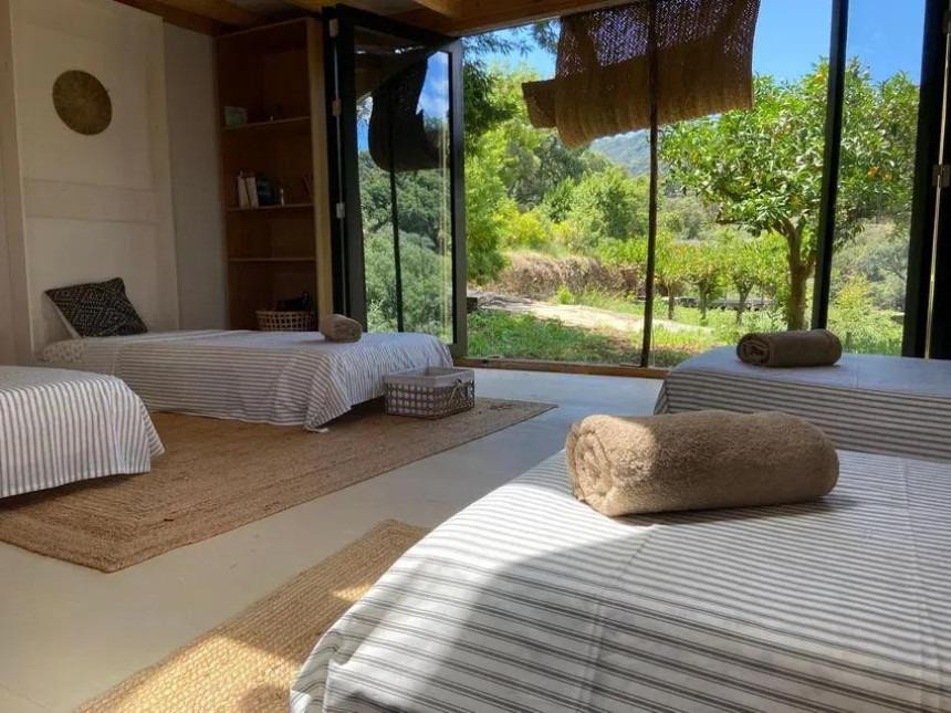 7 Bed Townhouse for sale in Monda Costa Del Sol, Málaga, Spain