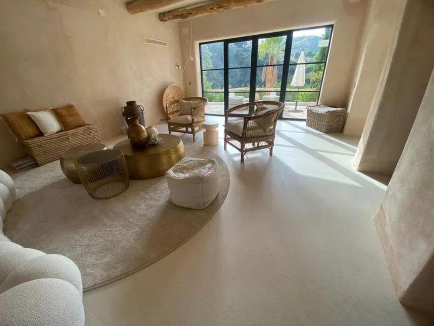 7 Bed Townhouse for sale in Monda Costa Del Sol, Málaga, Spain