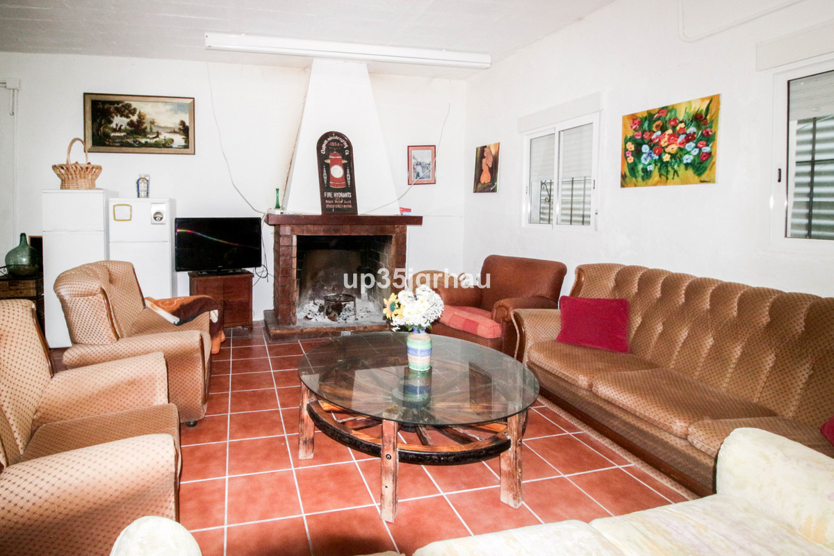 3 Bed Townhouse for sale in Gaucín Costa Del Sol, Málaga, Spain