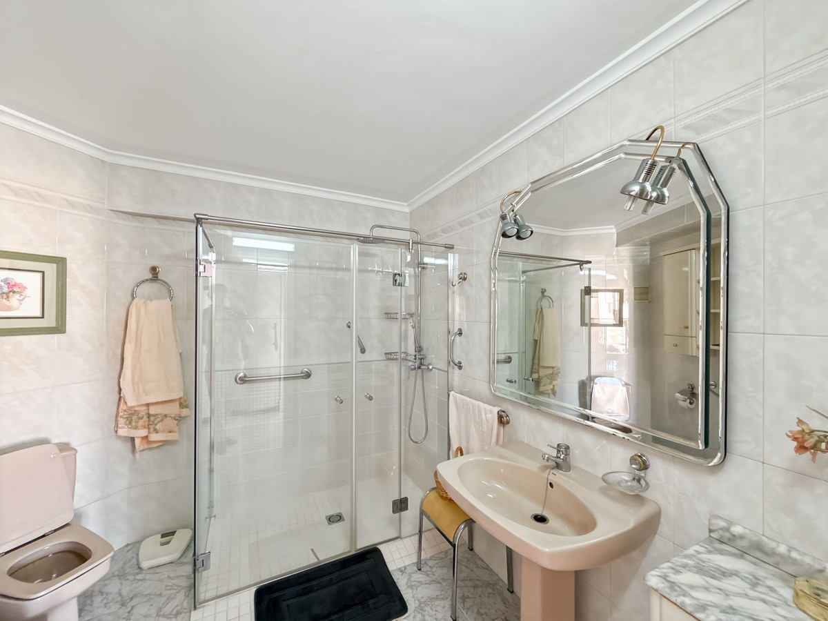 6 Bed Apartment for sale in El Ejido Málaga Ciudad, Málaga, Spain