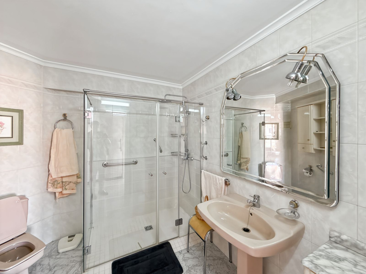 6 Bed Apartment for sale in El Ejido Málaga Ciudad, Málaga, Spain