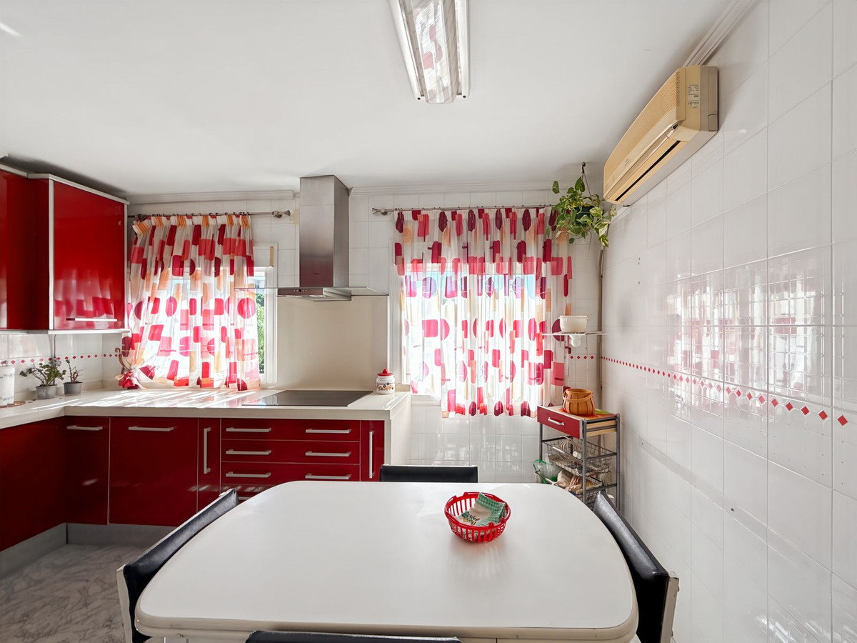 6 Bed Apartment for sale in El Ejido Málaga Ciudad, Málaga, Spain
