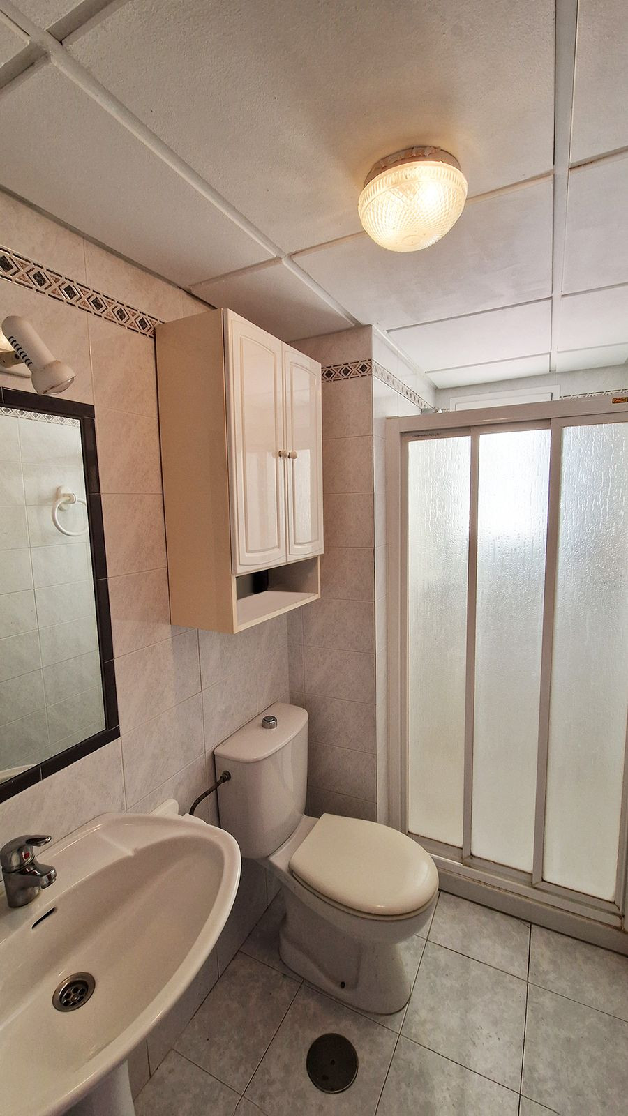 Se vende Apartamento Planta Media de 3 dormitorios en Costa Del Sol, Málaga, España