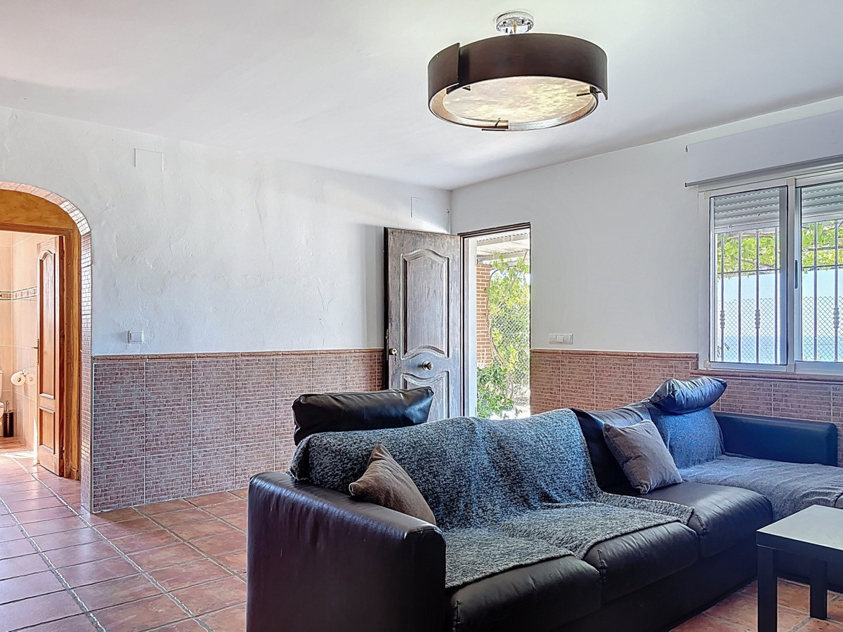 3 Bed Townhouse for sale in Vélezmálaga Costa Del Sol East, Málaga, Spain