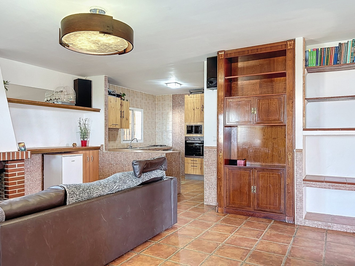 3 Bed Townhouse for sale in Vélezmálaga Costa Del Sol East, Málaga, Spain