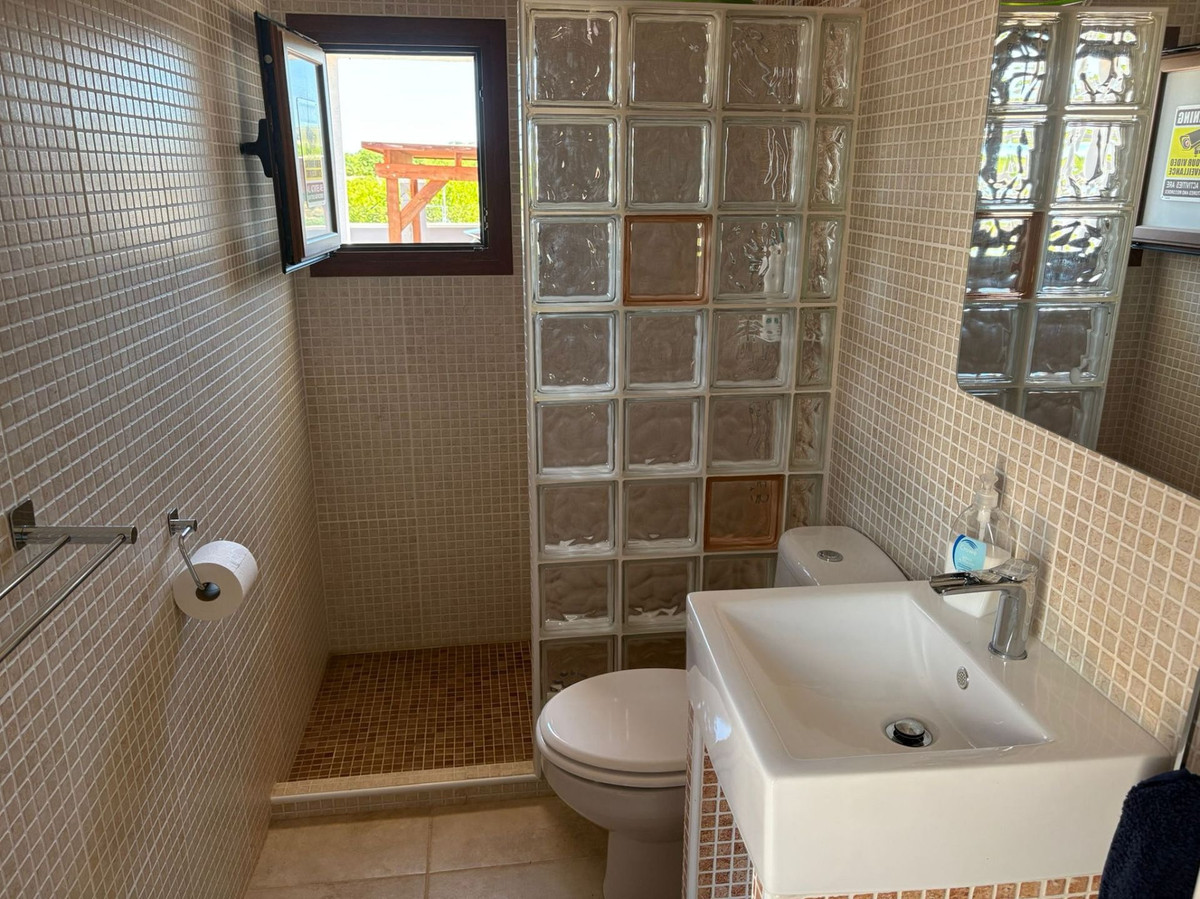 5 Bed Townhouse for sale in Jacarilla Costa Blanca, Alicante, Spain