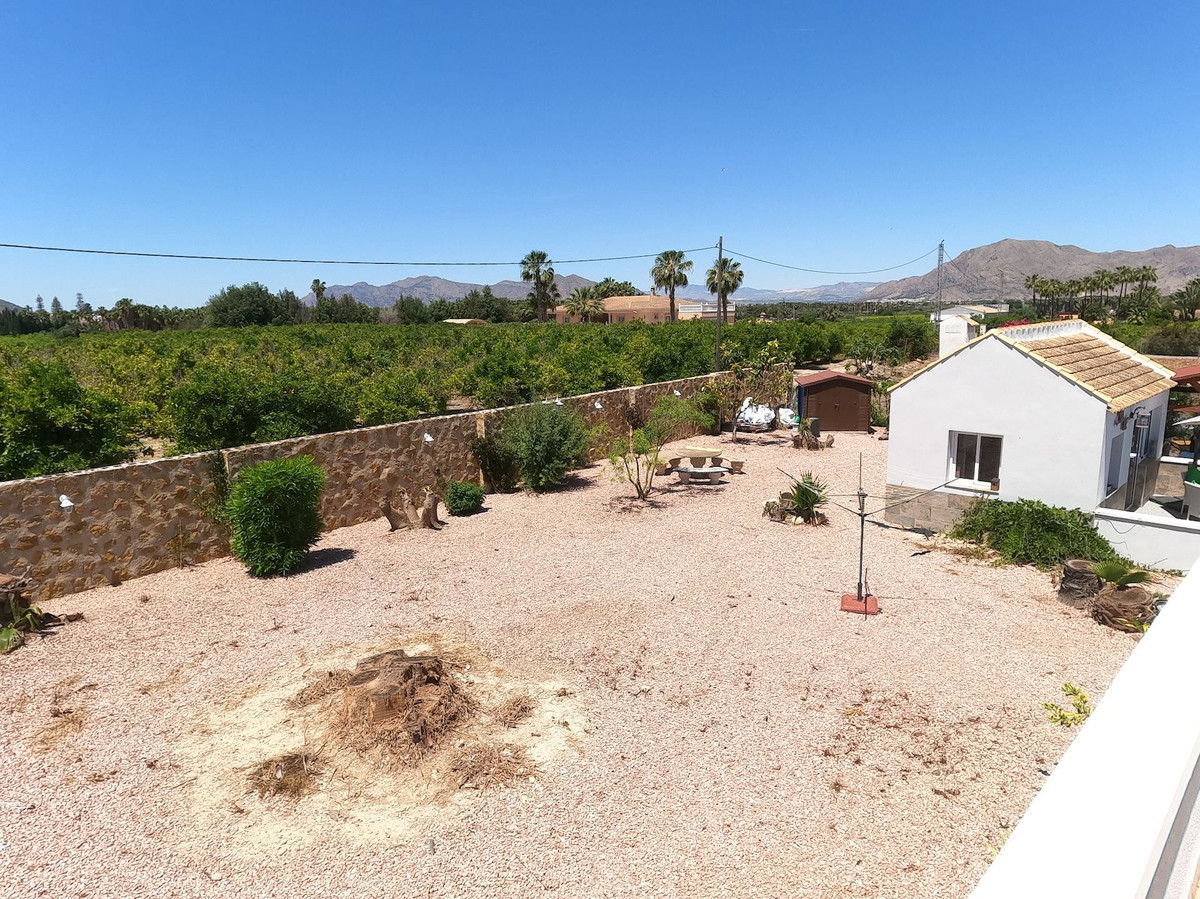 5 Bed Townhouse for sale in Jacarilla Costa Blanca, Alicante, Spain