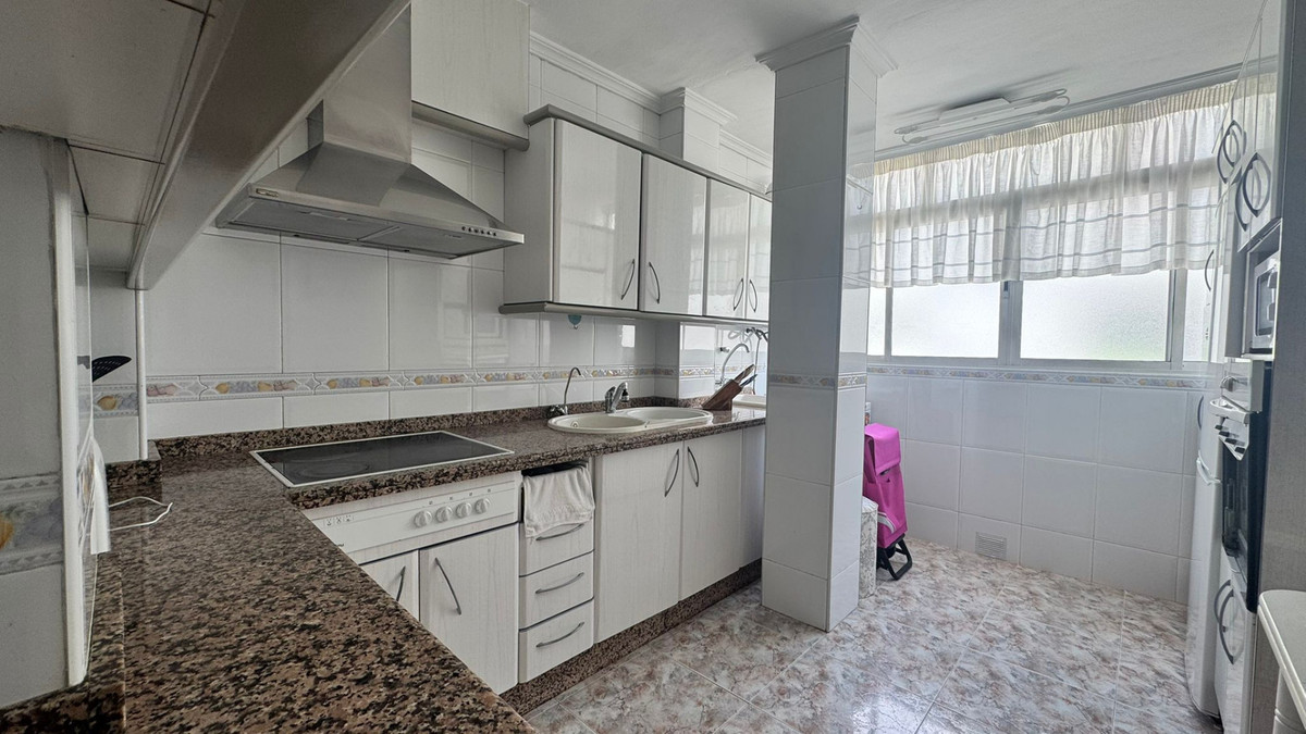 4 Bed Apartment for sale in Málaga Costa Del Sol, Málaga, Spain