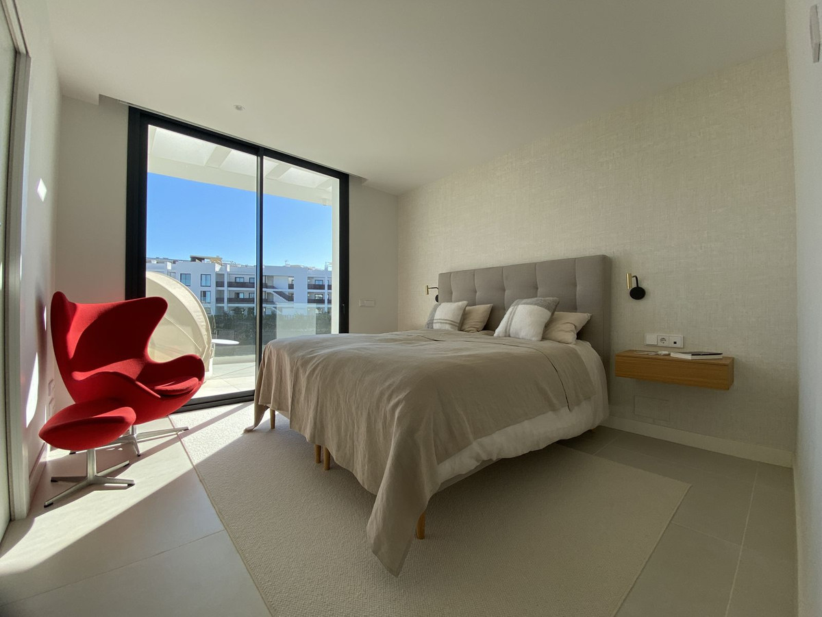 3 Bed Apartment for sale in Fuengirola Costa Del Sol, Málaga, Spain