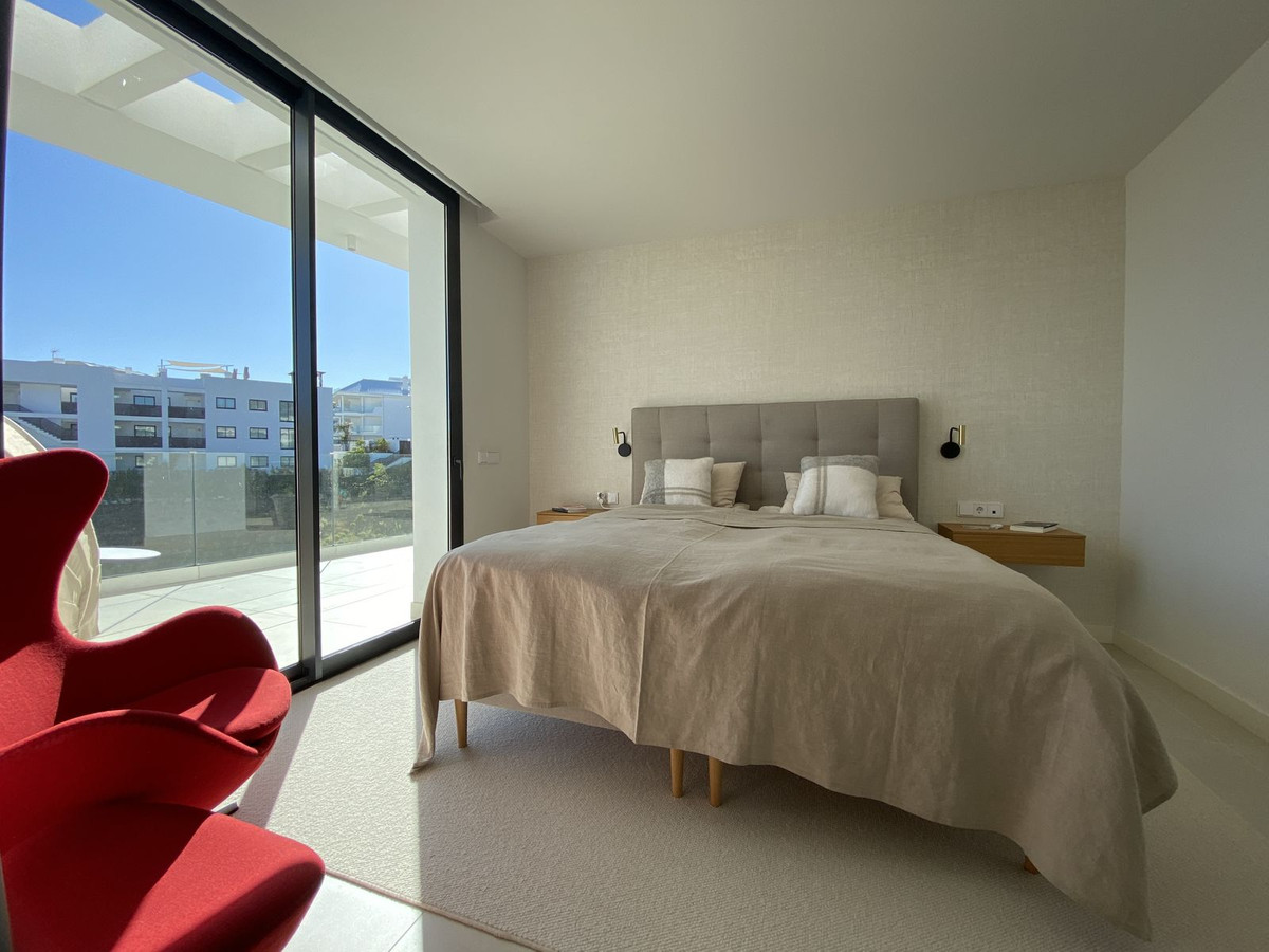 3 Bed Apartment for sale in Fuengirola Costa Del Sol, Málaga, Spain