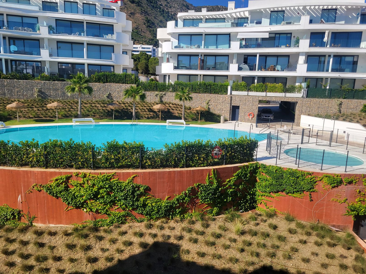 3 Bed Apartment for sale in Fuengirola Costa Del Sol, Málaga, Spain