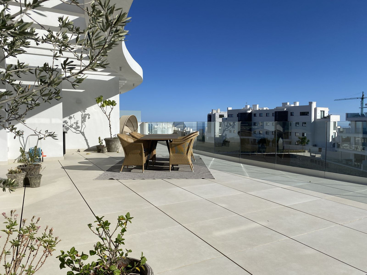 3 Bed Apartment for sale in Fuengirola Costa Del Sol, Málaga, Spain