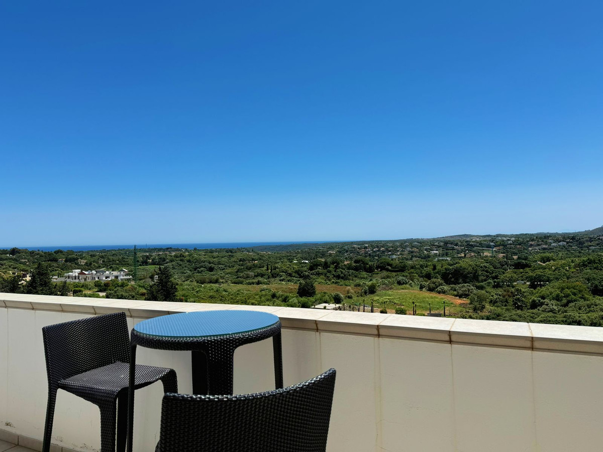 Se vende Villa - Chalet de 5 dormitorios en Costa Del Sol, Cadiz, España