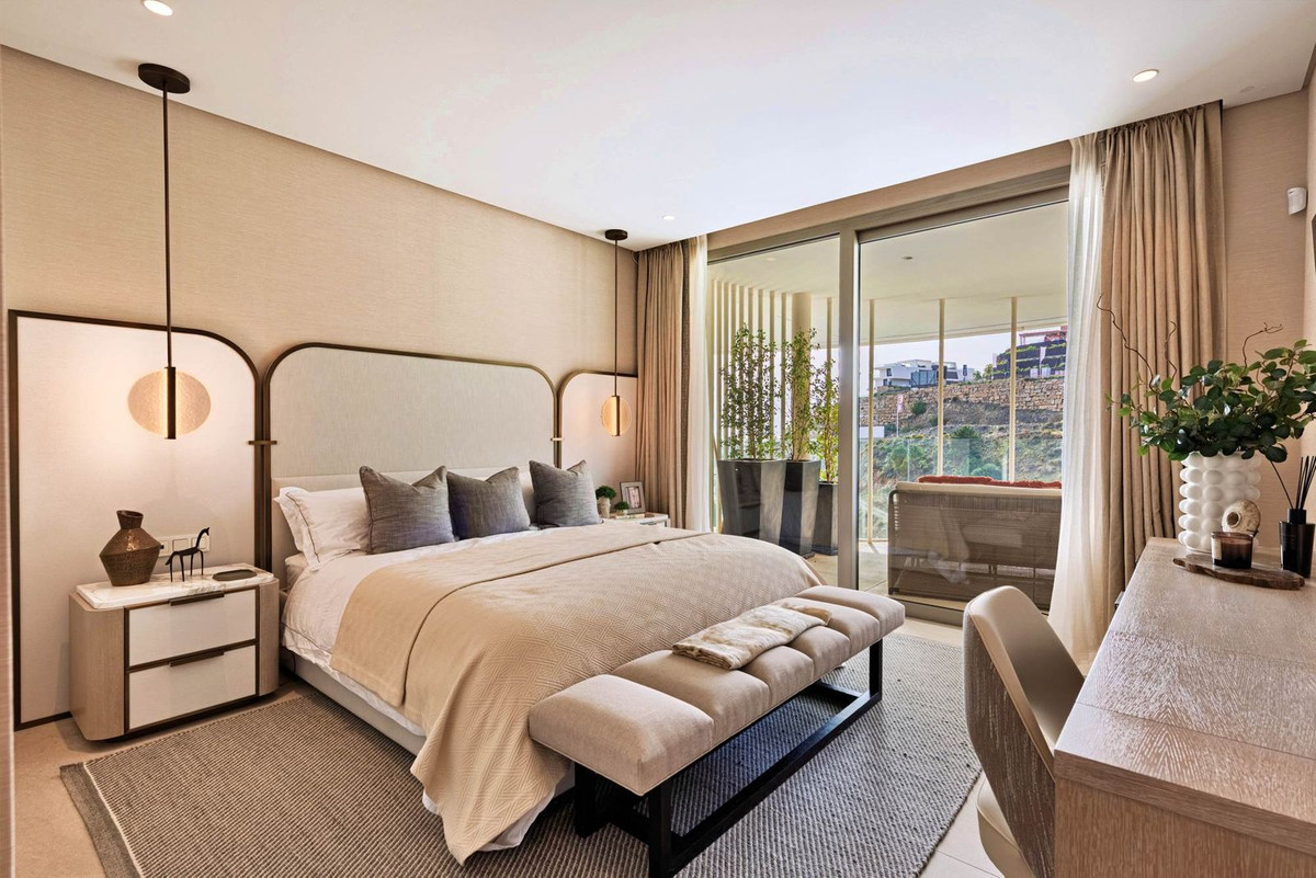 3 Bed Apartment for sale in Nueva Andalucía Costa Del Sol, Málaga, Spain