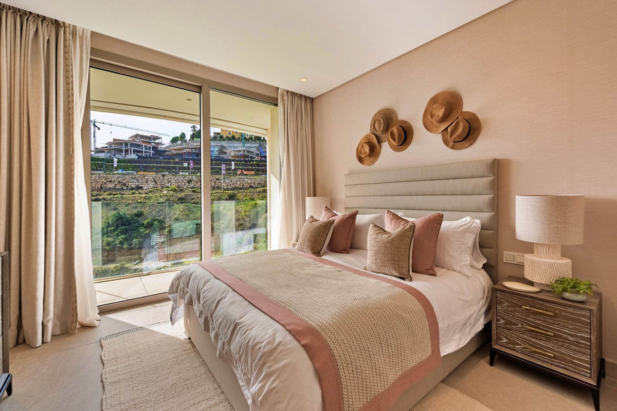 3 Bed Apartment for sale in Nueva Andalucía Costa Del Sol, Málaga, Spain