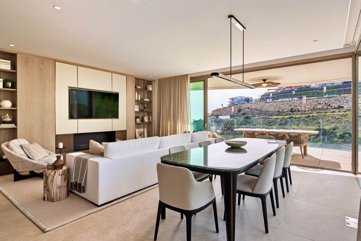 3 Bed Apartment for sale in Nueva Andalucía Costa Del Sol, Málaga, Spain