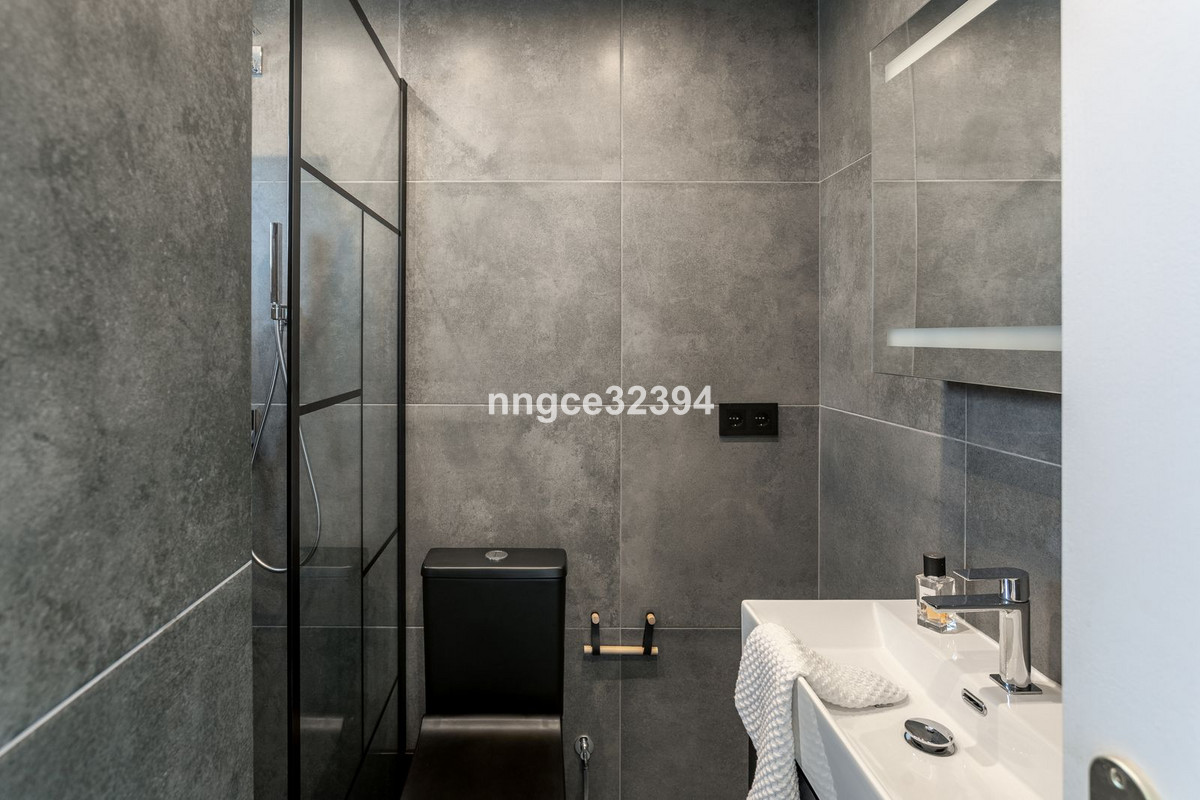 2 Bed Apartment for sale in New Golden Mile Costa Del Sol, Málaga, Spain