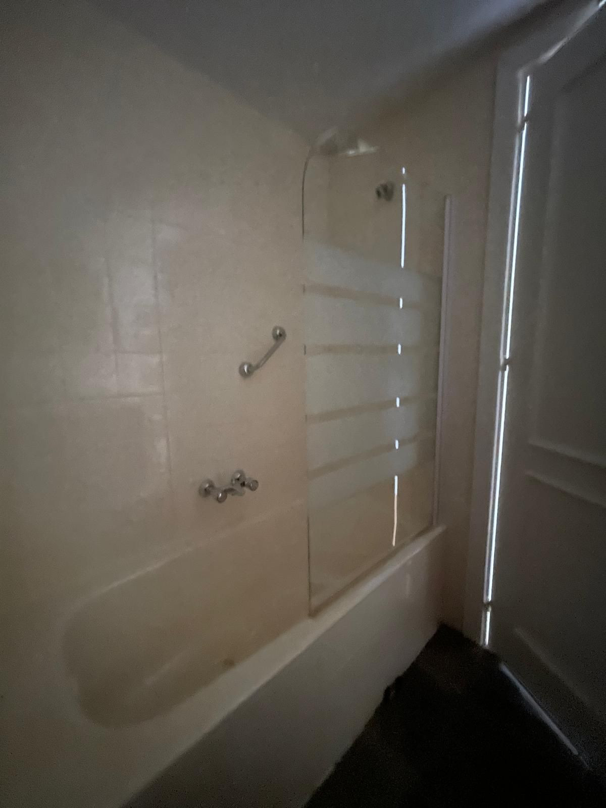 Se vende Apartamento Planta Media de 4 dormitorios en Málaga Ciudad, Málaga, España
