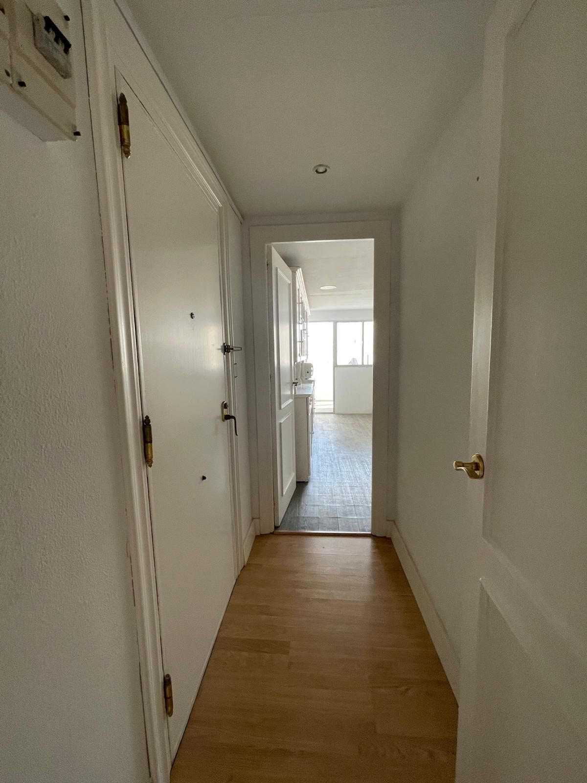 Se vende Apartamento Planta Media de 4 dormitorios en Málaga Ciudad, Málaga, España