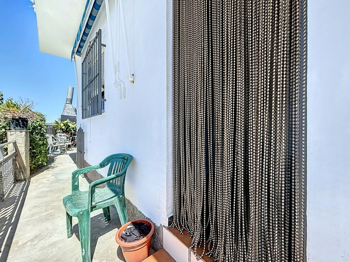 5 Bed Townhouse for sale in Cómpeta Costa Del Sol East, Málaga, Spain