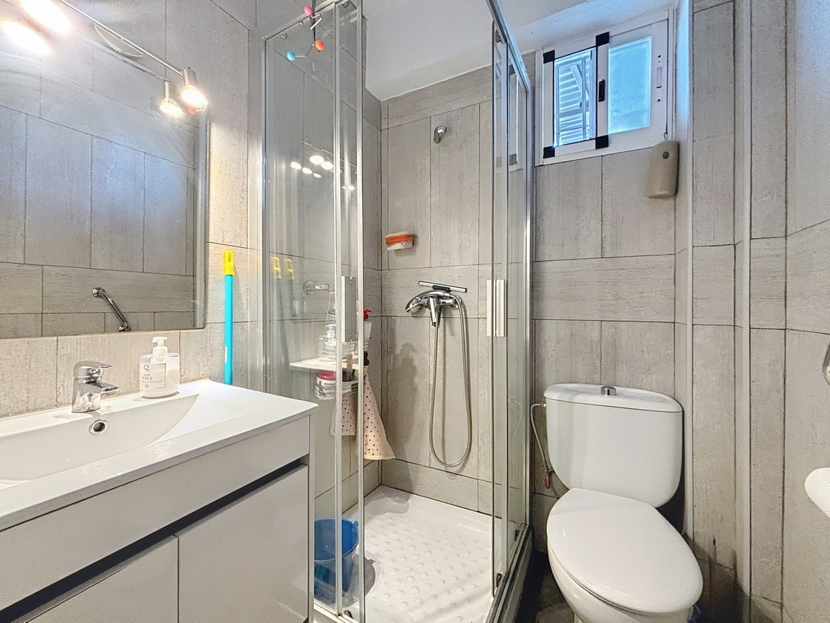 5 Bed Townhouse for sale in Cómpeta Costa Del Sol East, Málaga, Spain