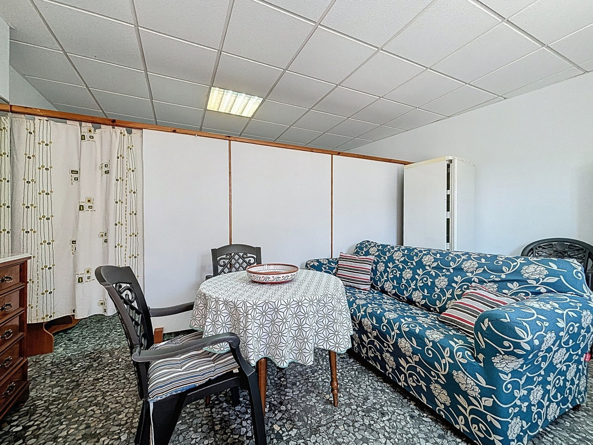 5 Bed Townhouse for sale in Cómpeta Costa Del Sol East, Málaga, Spain