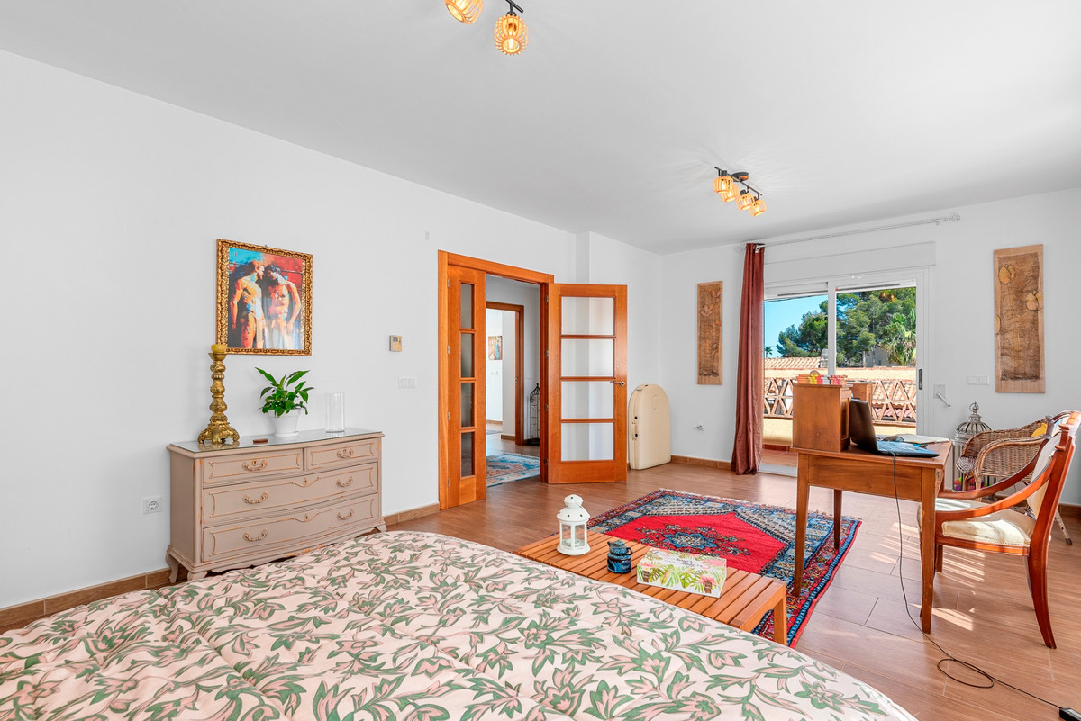 Se vende Villa - Chalet de 5 dormitorios en Costa Blanca, Alicante, España