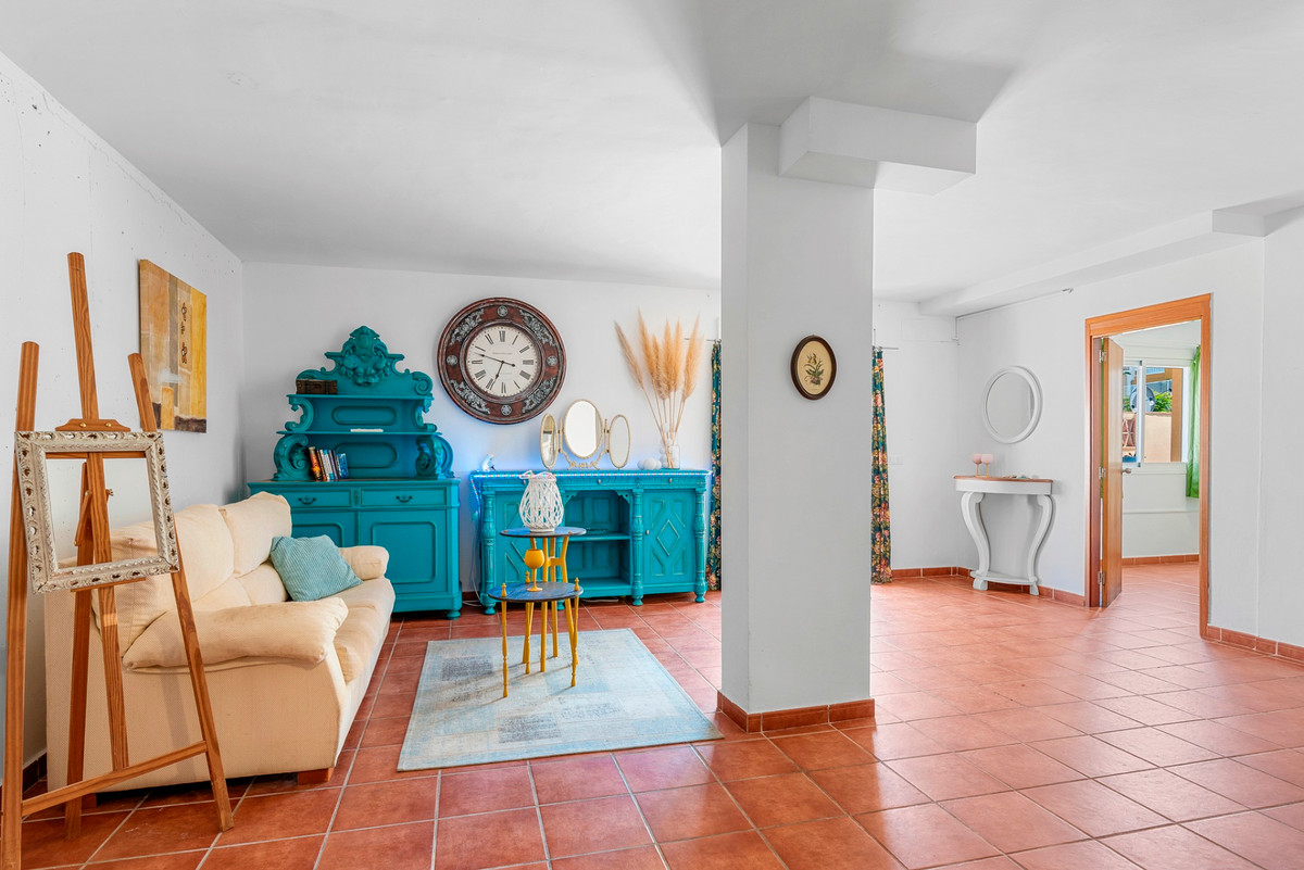 Se vende Villa - Chalet de 5 dormitorios en Costa Blanca, Alicante, España